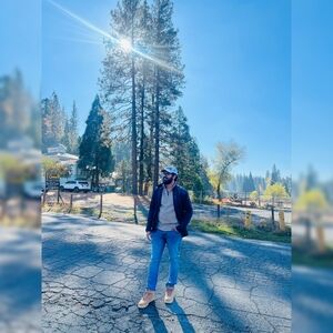 Meet your Posher, Dhrumil